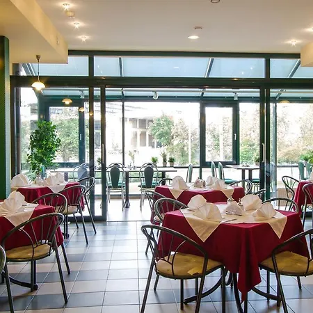 Hotel Zemaites 3*