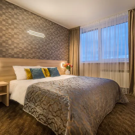 Отель Zemaites 3*