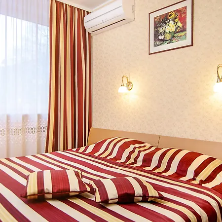 Отель Zemaites 3*